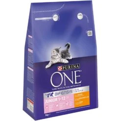 One Kitten/Junior Chicken And Whole Grains 2.8kg