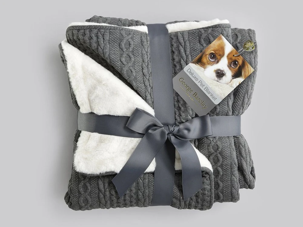 George Barclay Aran Knit Deluxe Pet Blanket Charcoal XL 3 George Barclay Aran Knit Deluxe Pet Blanket Charcoal XL